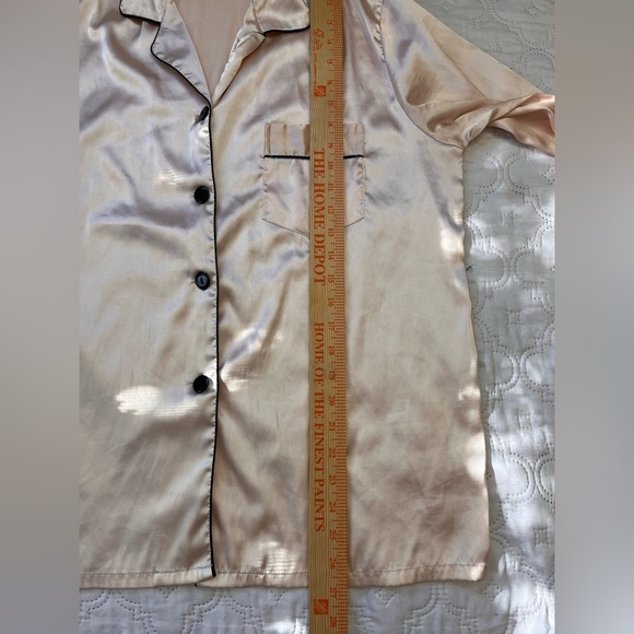 Blush Pink Satin Pajama Set Women’s Large Button Down Top & Pants - Picture 10 of 15